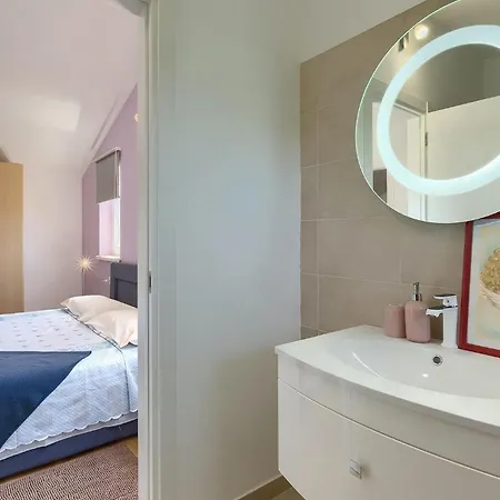 Villa May Semesterbostad *