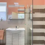 Villa May Vikendica *