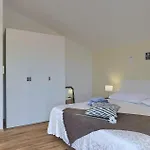 Vikendica Villa May *